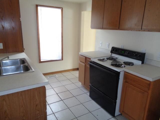 1020 S Lansing, Mount Pleasant, MI 48858