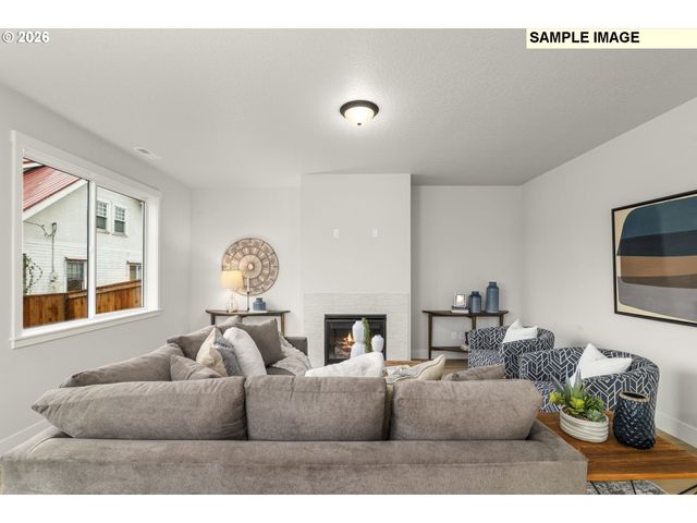 2327 25th Ave Ln, Forest Grove, OR 97116