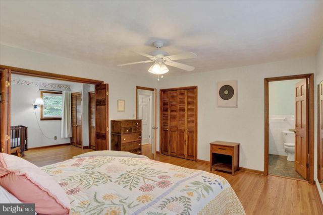 912 ALISON AVE, Mechanicsburg, PA 17055