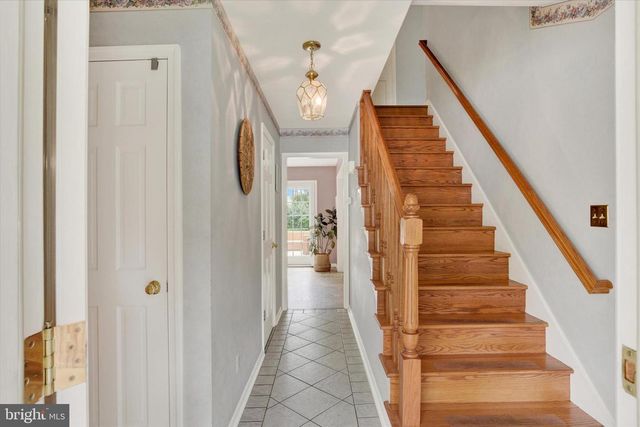 912 ALISON AVE, Mechanicsburg, PA 17055