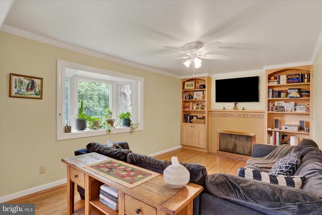 912 ALISON AVE, Mechanicsburg, PA 17055
