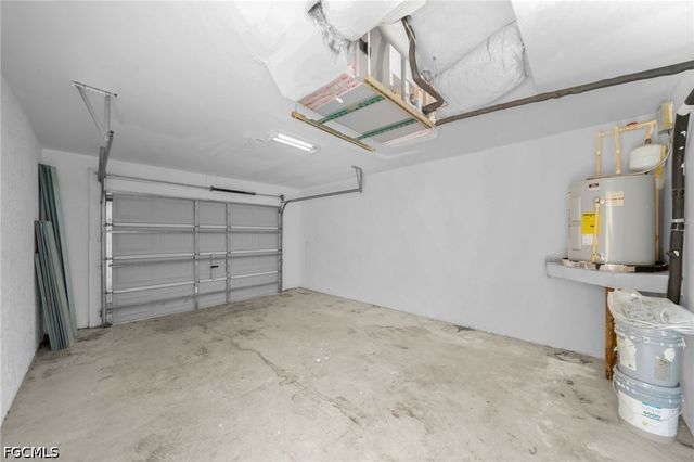 2033 Andalusia BLVD, Cape Coral, FL 33909