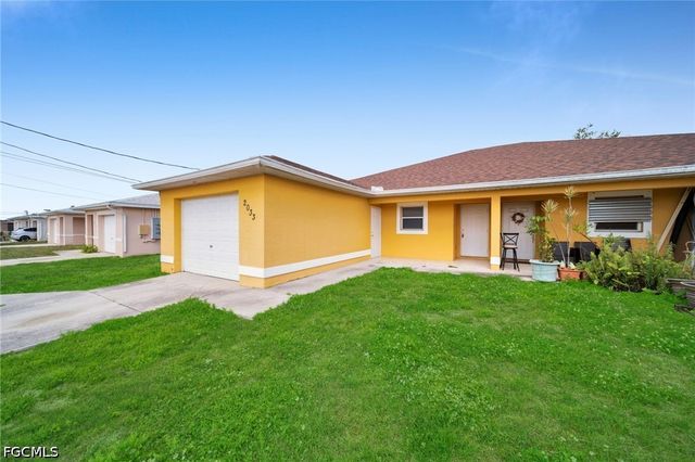 2033 Andalusia BLVD, Cape Coral, FL 33909