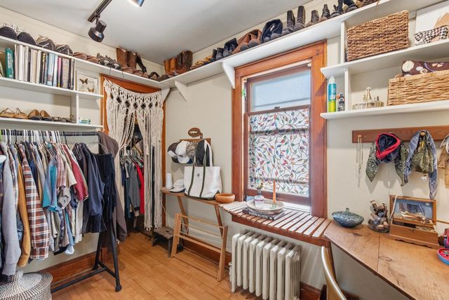 2412 Dousman STREET, Milwaukee, WI 53212
