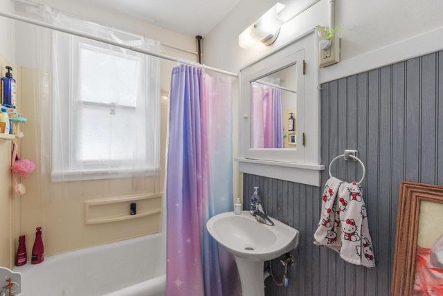 2412 Dousman STREET, Milwaukee, WI 53212