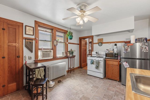 2412 Dousman STREET, Milwaukee, WI 53212