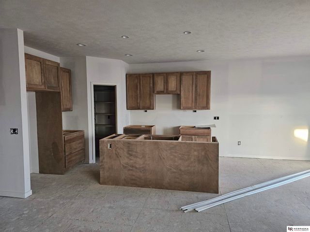 863 W Alameda Street, Lincoln, NE 68523