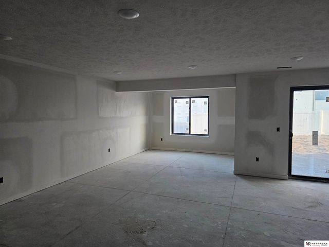 863 W Alameda Street, Lincoln, NE 68523