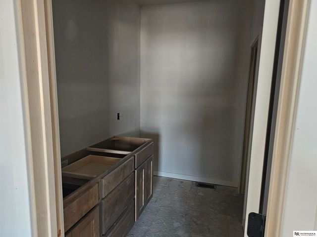 863 W Alameda Street, Lincoln, NE 68523