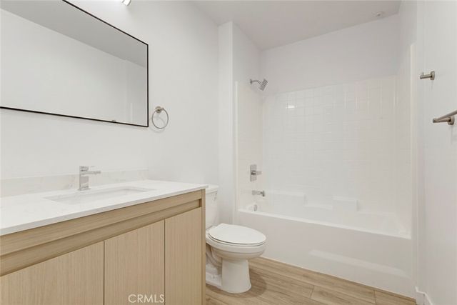 14810 Delano Street 304, Van Nuys, CA 91411