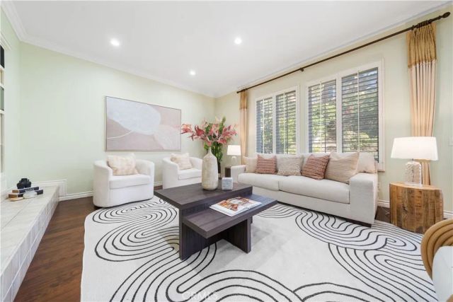 54 Turnbury Lane, Irvine, CA 92620