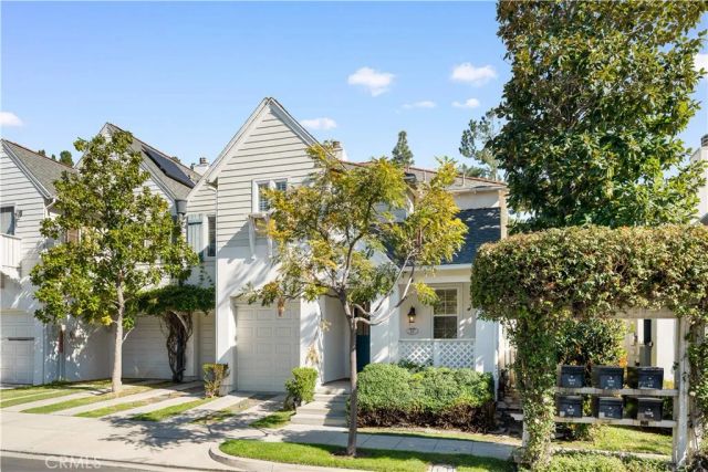 54 Turnbury Lane, Irvine, CA 92620