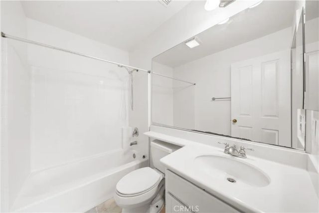 54 Turnbury Lane, Irvine, CA 92620