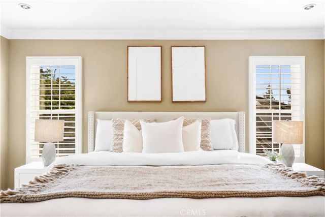 54 Turnbury Lane, Irvine, CA 92620