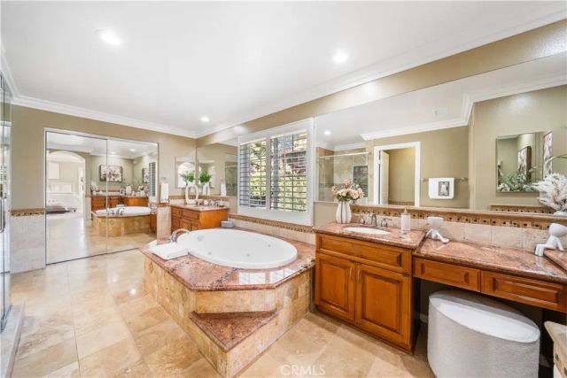 54 Turnbury Lane, Irvine, CA 92620