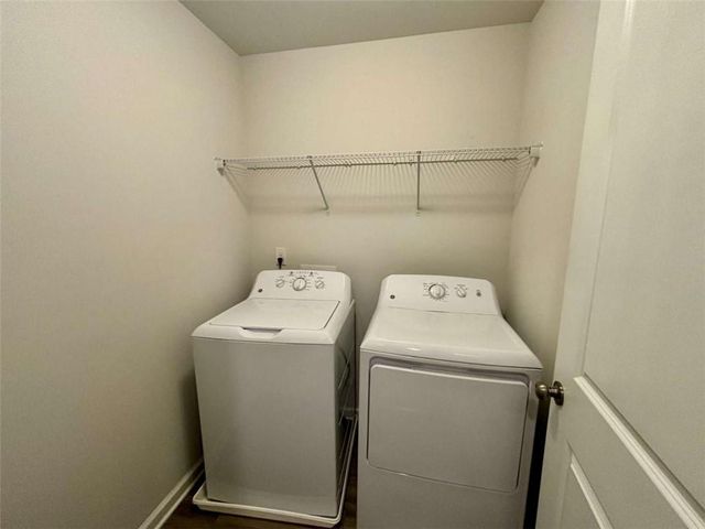 2809 Ridgeview Drive, Atlanta, GA 30331