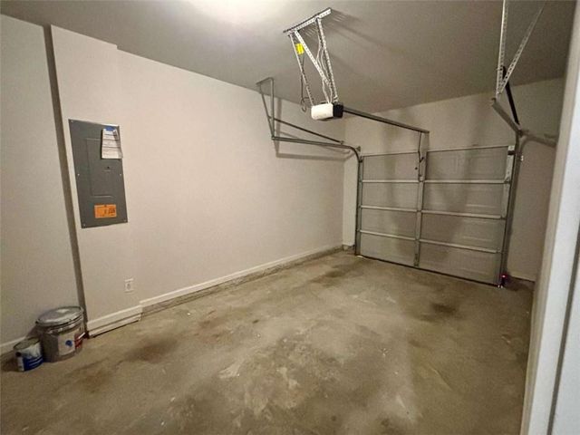 2809 Ridgeview Drive, Atlanta, GA 30331