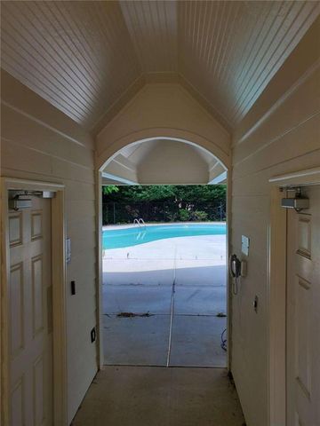 2809 Ridgeview Drive, Atlanta, GA 30331