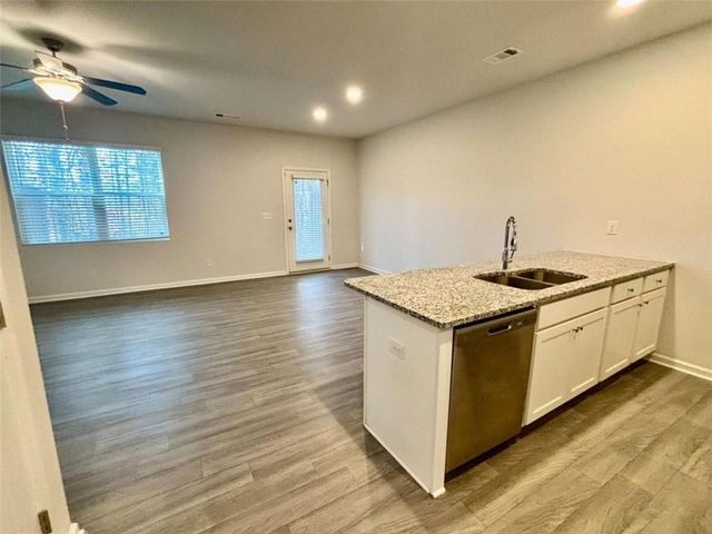 2809 Ridgeview Drive, Atlanta, GA 30331