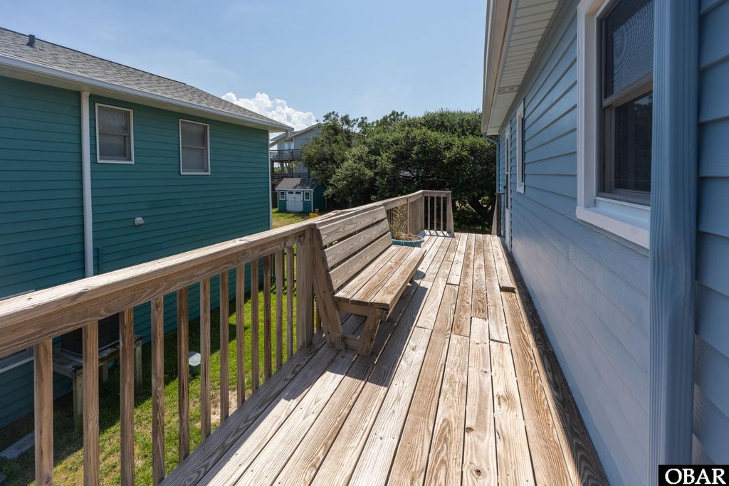Image 27 of property listing at 2210 S Memorial Avenue, Nags Head, NC 27959