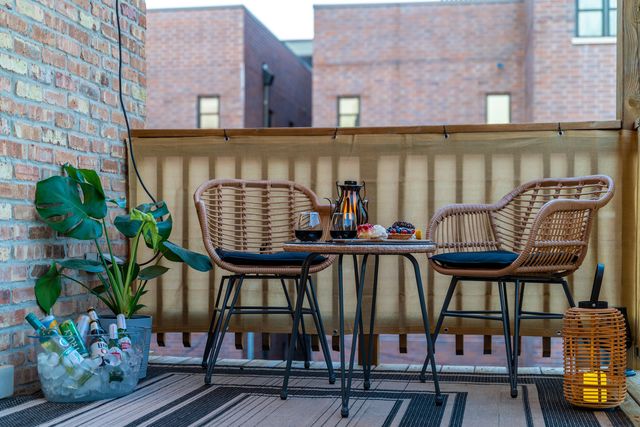 2117 W Irving Park Road 3R, Chicago, IL 60618