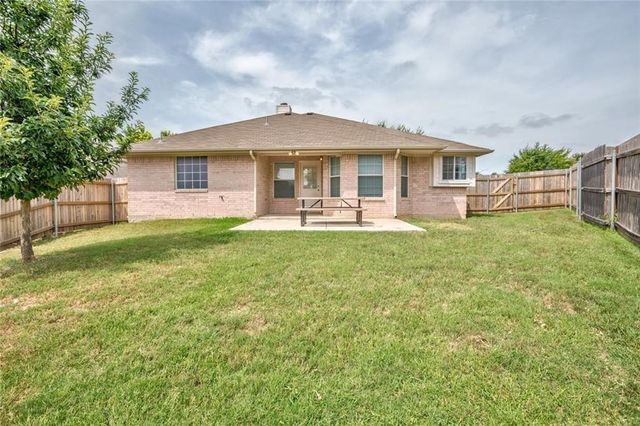 4857 Eagle Trace Drive, Fort Worth, TX 76244