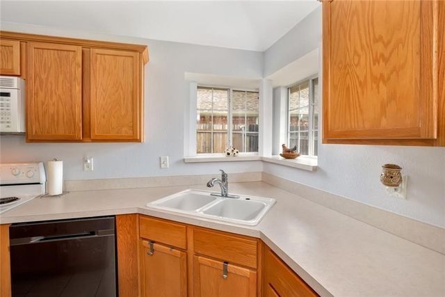 4857 Eagle Trace Drive, Fort Worth, TX 76244