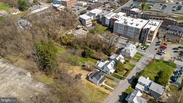 11 BAKER AVE, Mount Airy, MD 21771