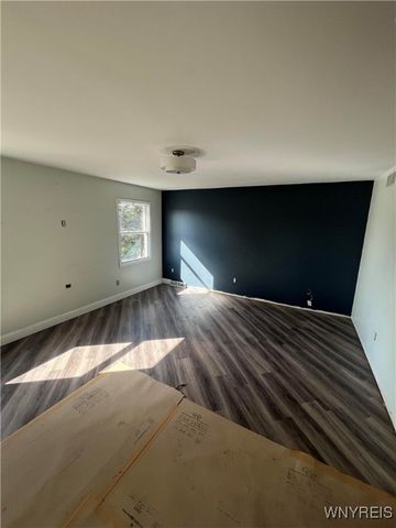 77 William Price Parkway, Buffalo, NY 14214