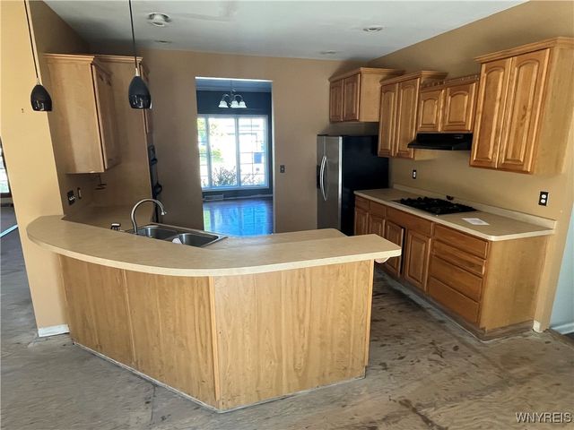 77 William Price Parkway, Buffalo, NY 14214