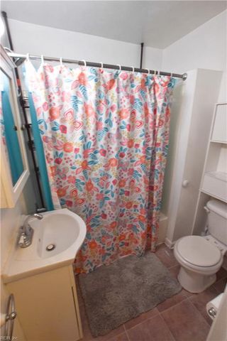 4152 Pughsville RD, Suffolk, VA 23435