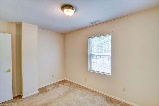 4152 Pughsville RD, Suffolk, VA 23435