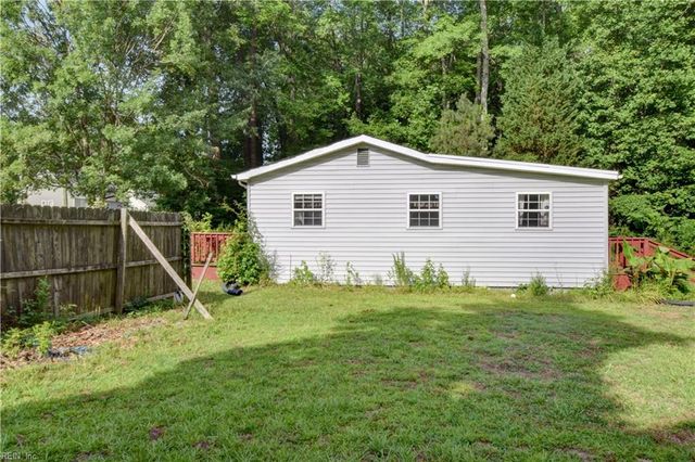 4152 Pughsville RD, Suffolk, VA 23435