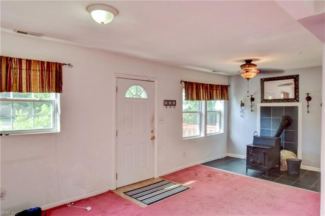 4152 Pughsville RD, Suffolk, VA 23435