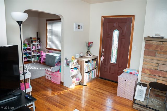 2792 S Canfield Niles Road, Austintown, OH 44515