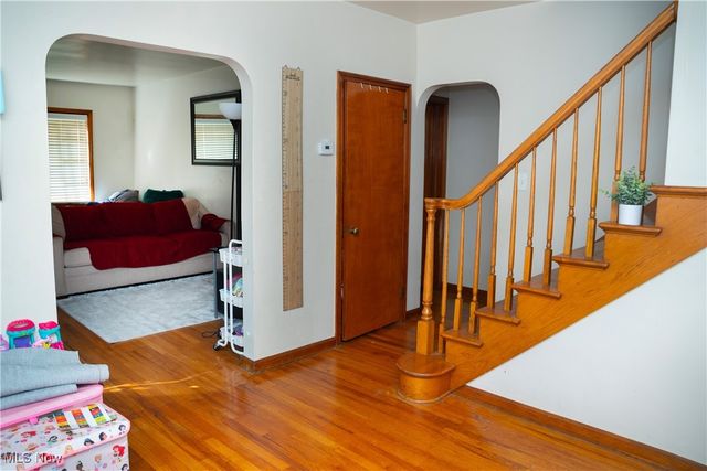 2792 S Canfield Niles Road, Austintown, OH 44515