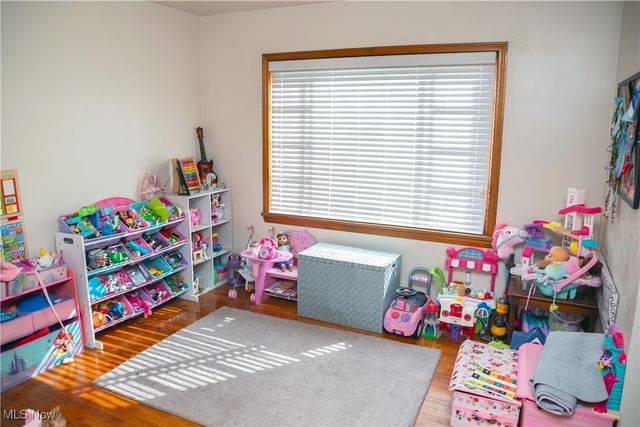 2792 S Canfield Niles Road, Austintown, OH 44515