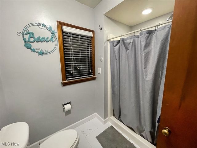 2792 S Canfield Niles Road, Austintown, OH 44515