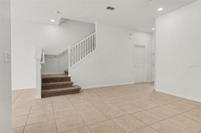 16 CANTERBURY BELL DRIVE, Oviedo, FL 32765