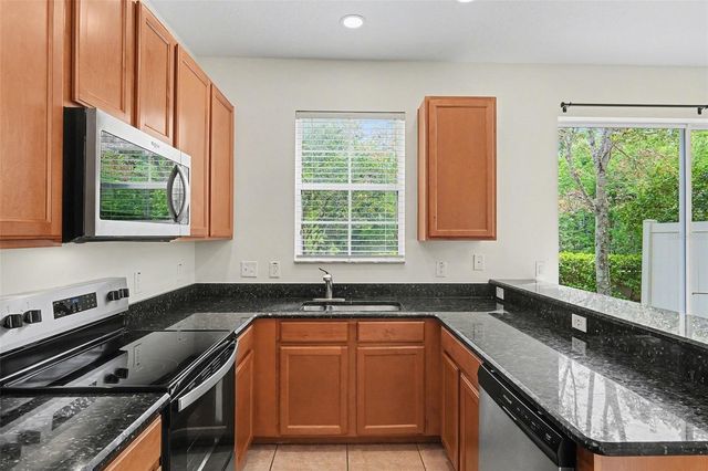 16 CANTERBURY BELL DRIVE, Oviedo, FL 32765