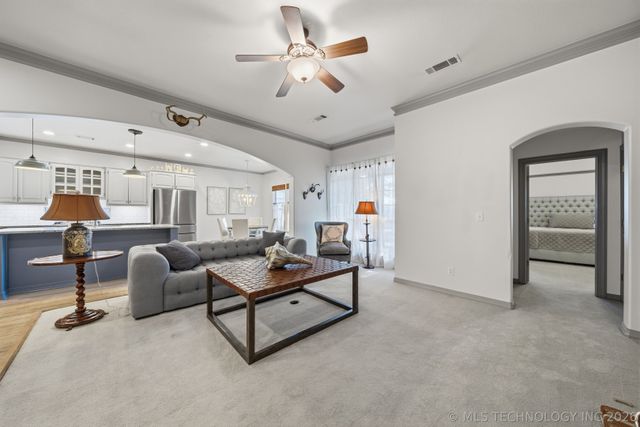 9119 S Canton Avenue, Tulsa, OK 74137