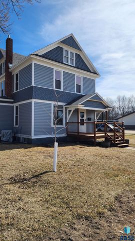 419 S Wind St Street, Flandreau, SD 57028