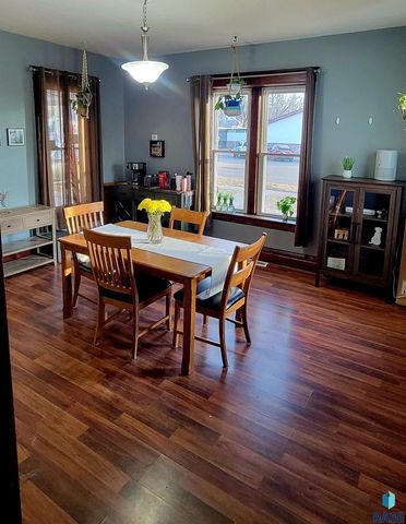 419 S Wind St Street, Flandreau, SD 57028