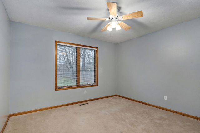 5155 S Hampton Avenue, Springfield, MO 65810