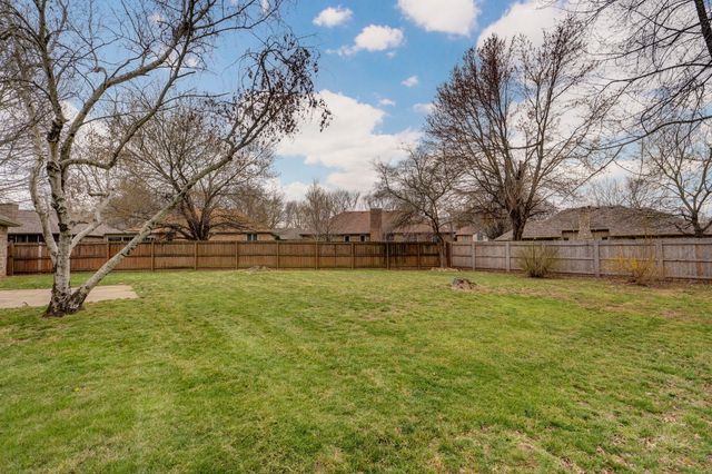 5155 S Hampton Avenue, Springfield, MO 65810