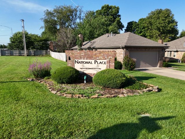 5155 S Hampton Avenue, Springfield, MO 65810