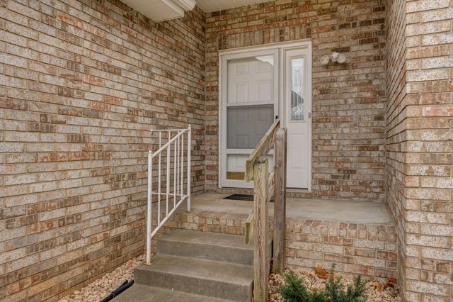 5155 S Hampton Avenue, Springfield, MO 65810