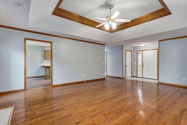 5155 S Hampton Avenue, Springfield, MO 65810