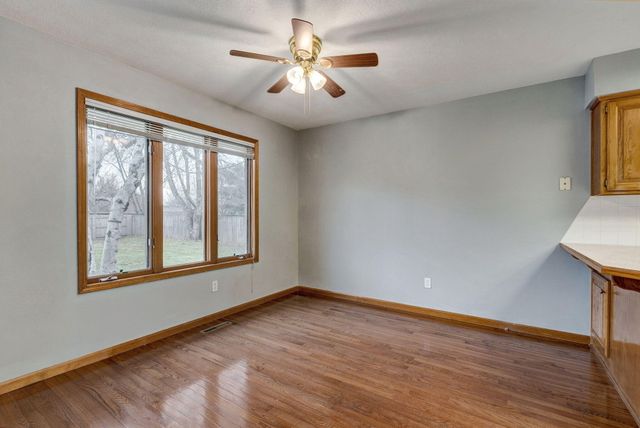 5155 S Hampton Avenue, Springfield, MO 65810