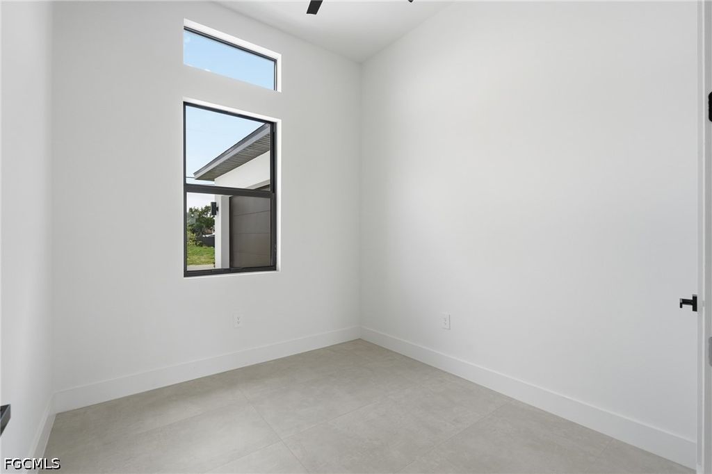 Image 19 of property listing at 343 NE 15th ST, Cape Coral, FL 33909